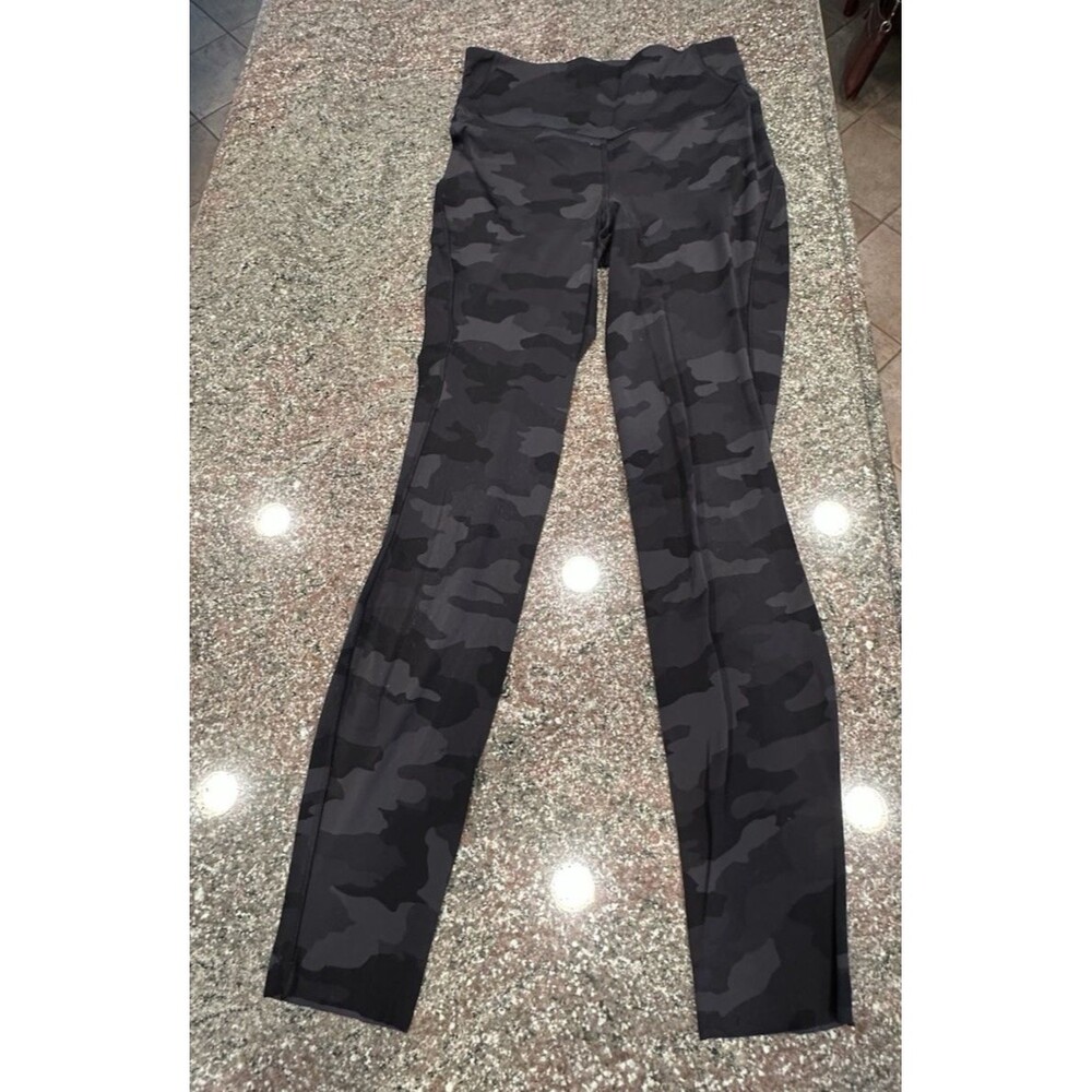 Lululemon Base Pace High-Rise Tight 28" *Brushed Nulux Camo Deep Coal Size 6 - Picture 2 of 12